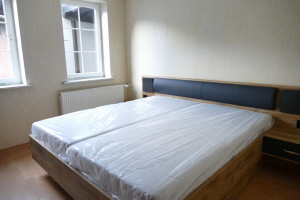 Das Schlafzimmer 2 ist eingerichtet.